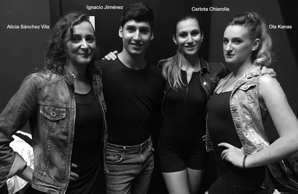 Bailarines Presentación Canciones Discontinuas