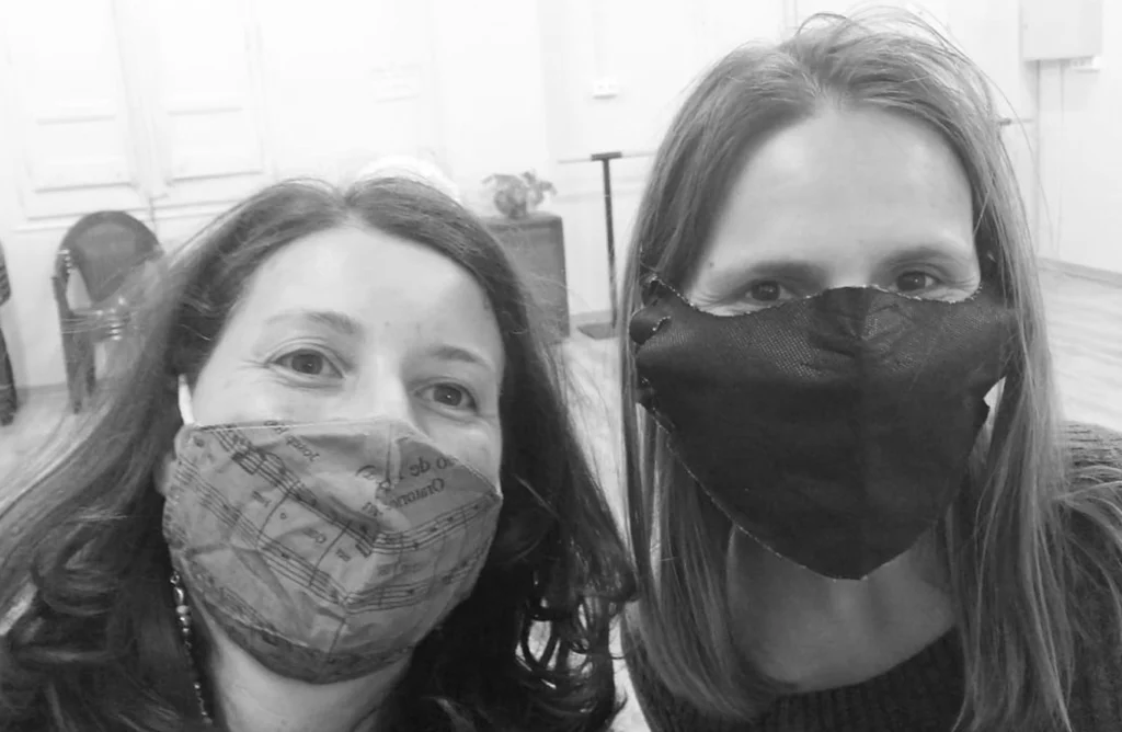 Meritxell Tarragó y Ana Echevarría